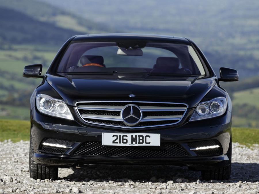  Mercedes-Benz CL500 AMG Styling Package 2010 года  (UK) (фото 7 из 14)